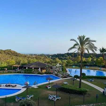 Moderno Vistas A La Montana Apartment Estepona