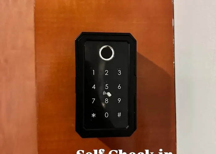 Moderno Vistas A La Montana 埃斯特波纳